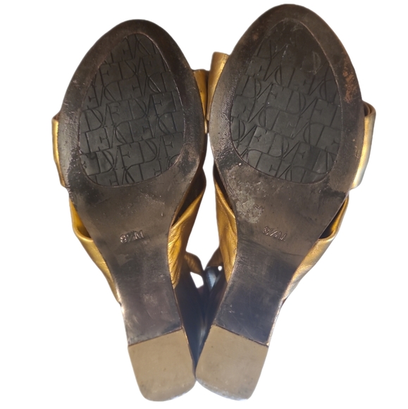 DIANE VON FURSTENBERG | Gold Wedge Slingback Sandals in Size US 8.5 - Picture 6 of 7